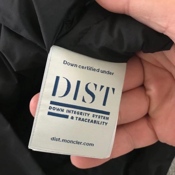 Moncler Men's Half-Zip Gilet Light Down Vest 5 2XL - Picture 7 of 12